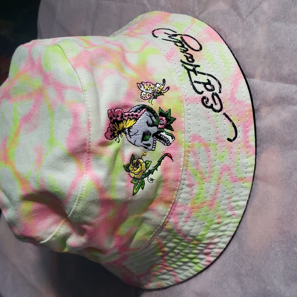 Ed hardy bucket hat